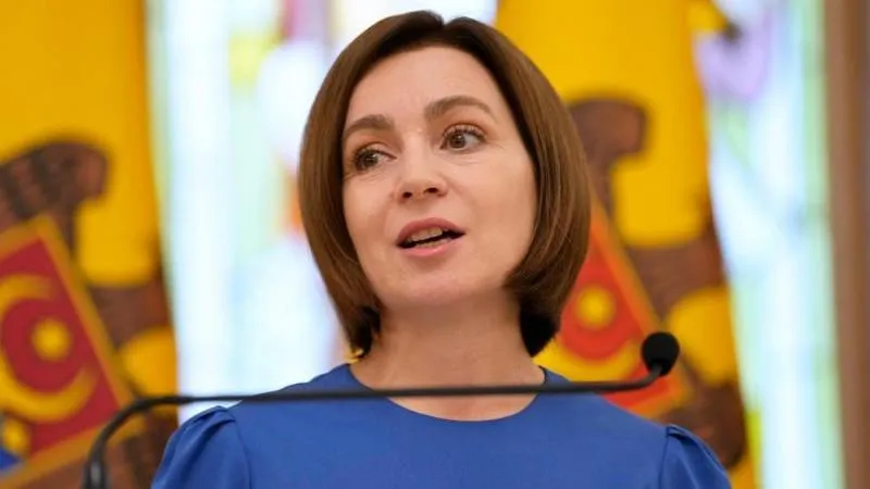 President Maia Sandu swears in new Moldovan government