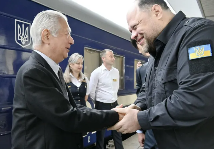 Speaker of Japan’s Lower — and Key — House Arrives in Kyiv