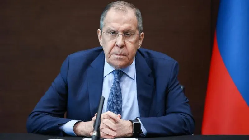 Lavrov calls Putin’s warning that aggressors may “get their teeth knocked” a clear and necessary stance