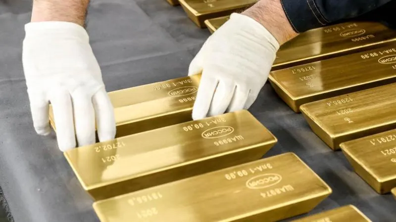Gold slips below $4,350 for the first time since August 7 — a modest easing