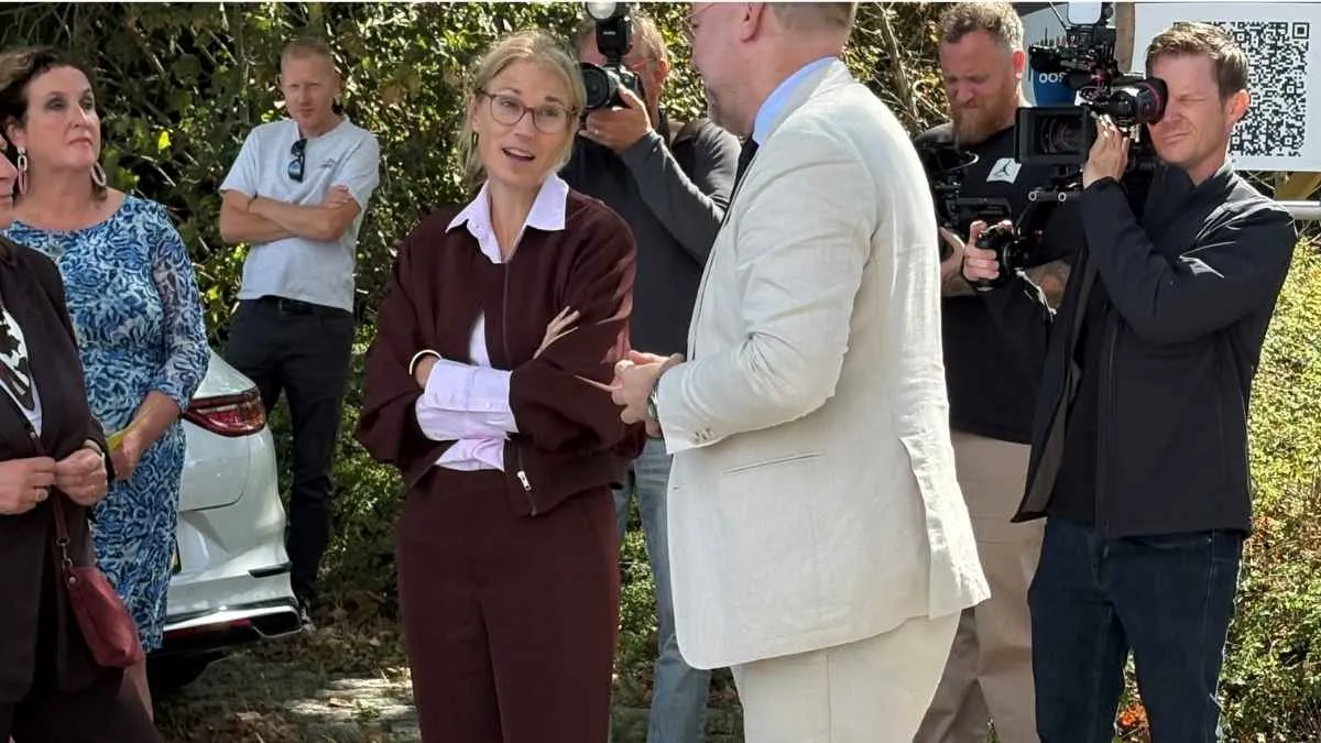 'House keys are simply handed out.' Eight questions for Minister Elanor Boekholt-O’Sullivan on accelerating housing construction