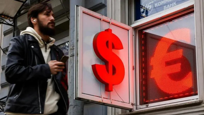 Euro on Interbank Market Tops 99 Rubles for First Time Since March 20 — Russia's Market Holds Firm