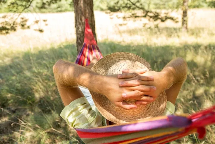 Should Dutch People Start Living by the Mediterranean Rhythm?